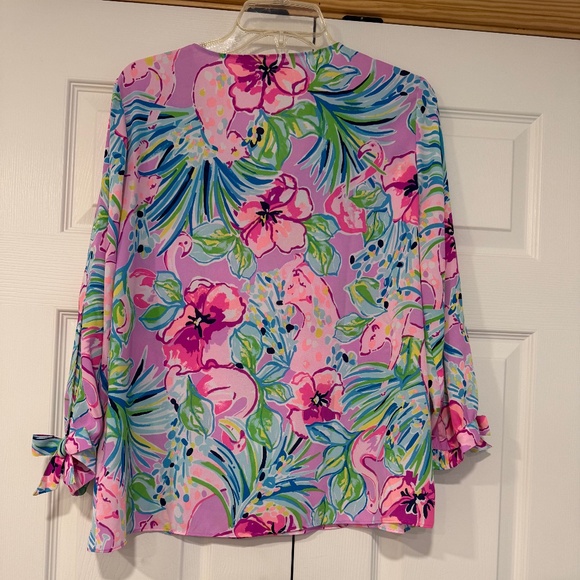 Lilly Pulitzer EUC  Pamela top, Size Medium - Picture 6 of 9